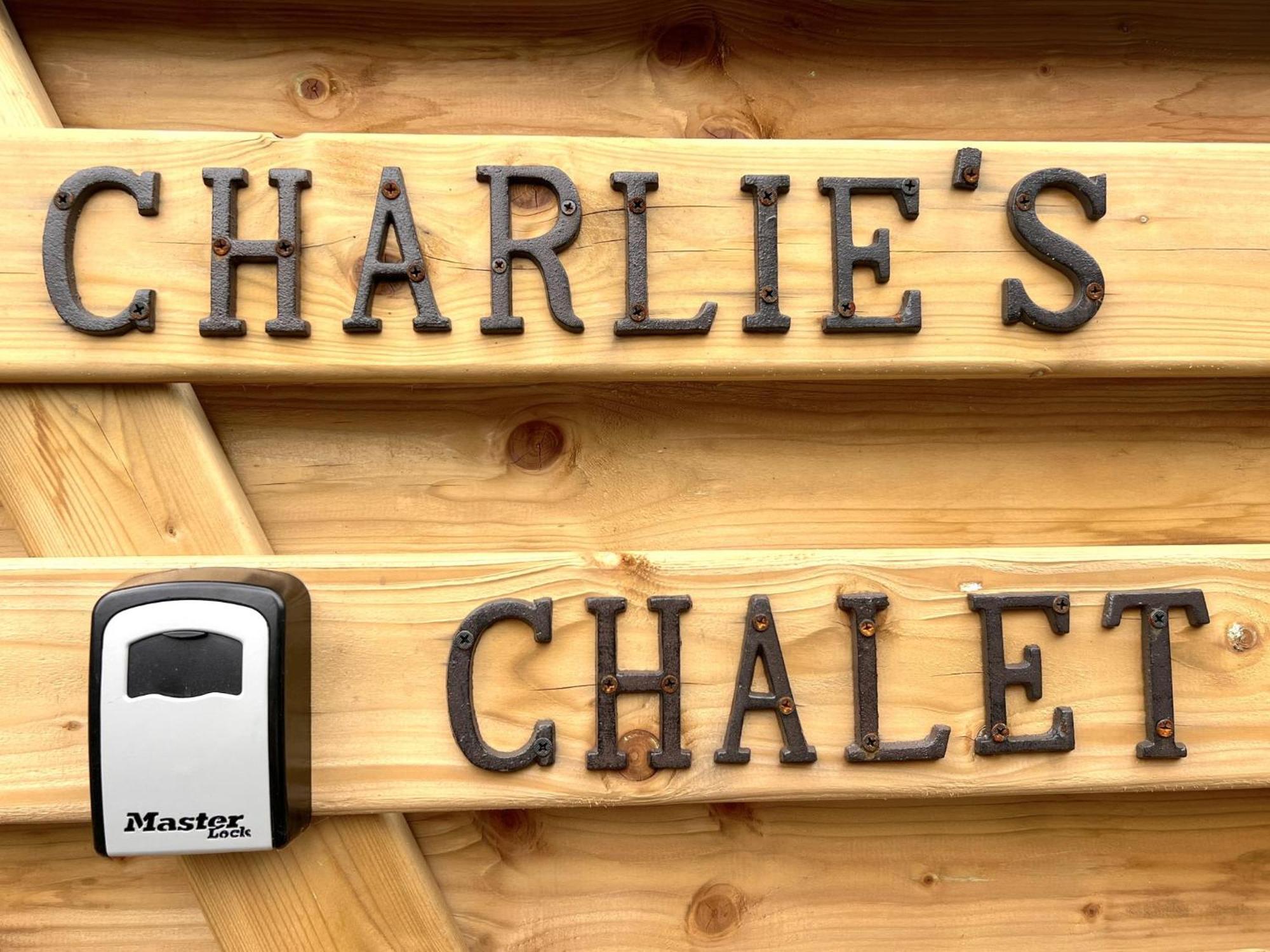 Charlies Chalet Villa Geel Exterior foto