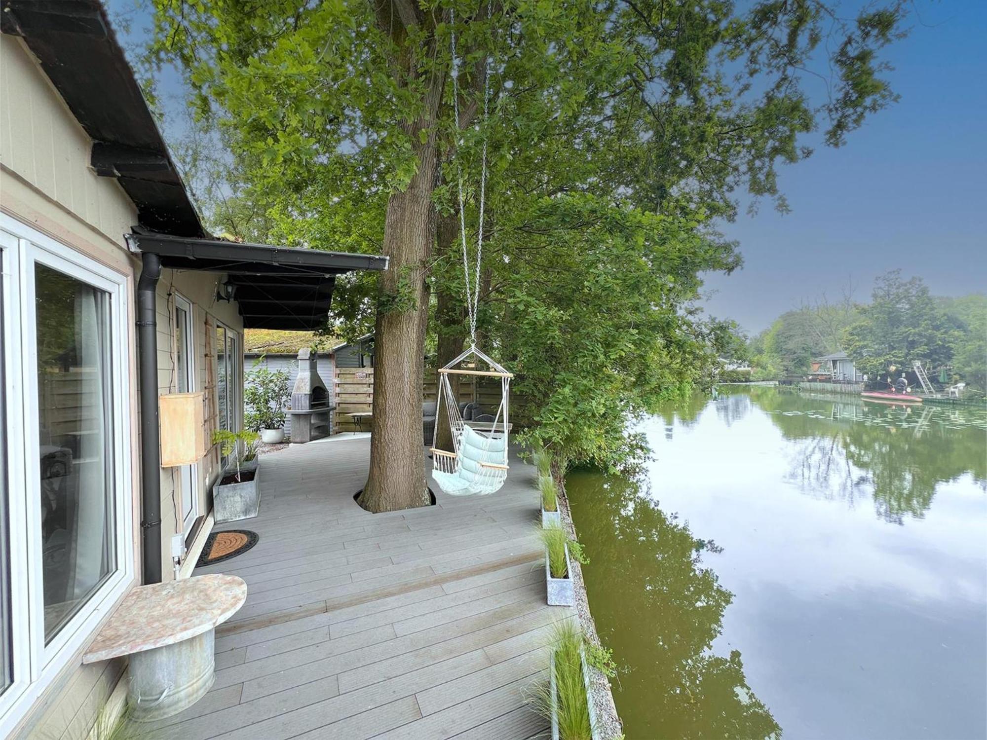 Charlies Chalet Villa Geel Exterior foto